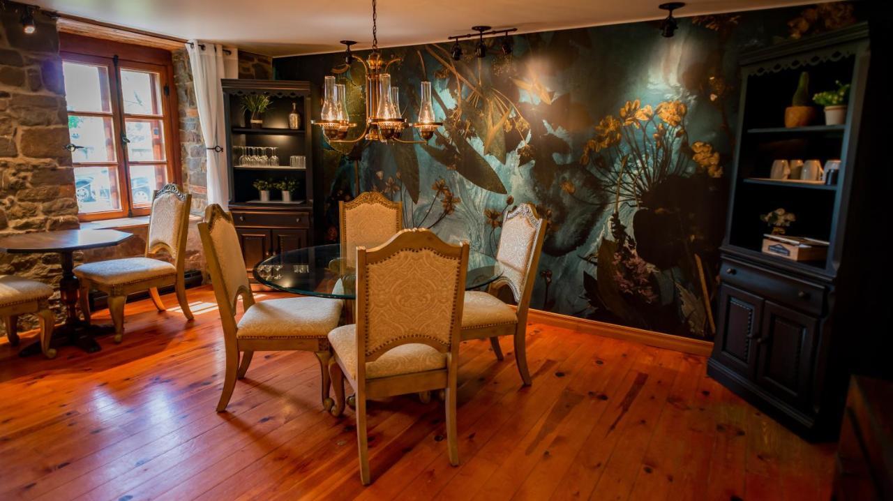 Domaine Steinbach Cidrerie B&B Distillerie Saint-Pierre-de-l'Ile-d'Orleans Ngoại thất bức ảnh